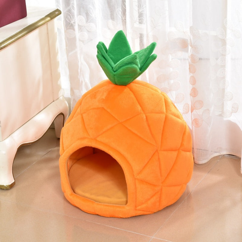 Winter Pet House: Cozy Pineapple Nest for Cats & Dogs