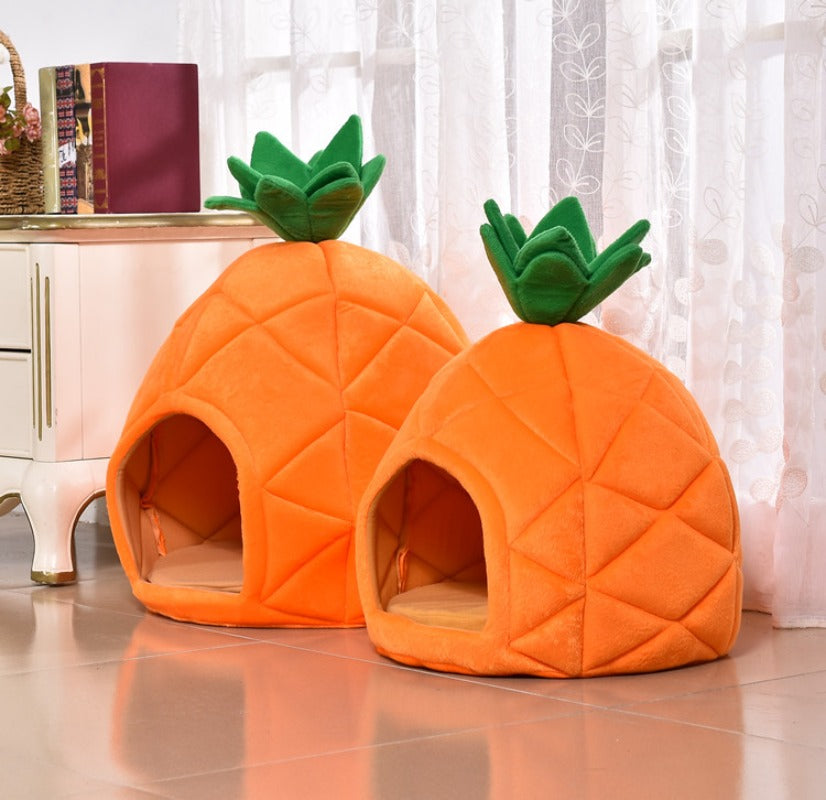 Winter Pet House: Cozy Pineapple Nest for Cats & Dogs