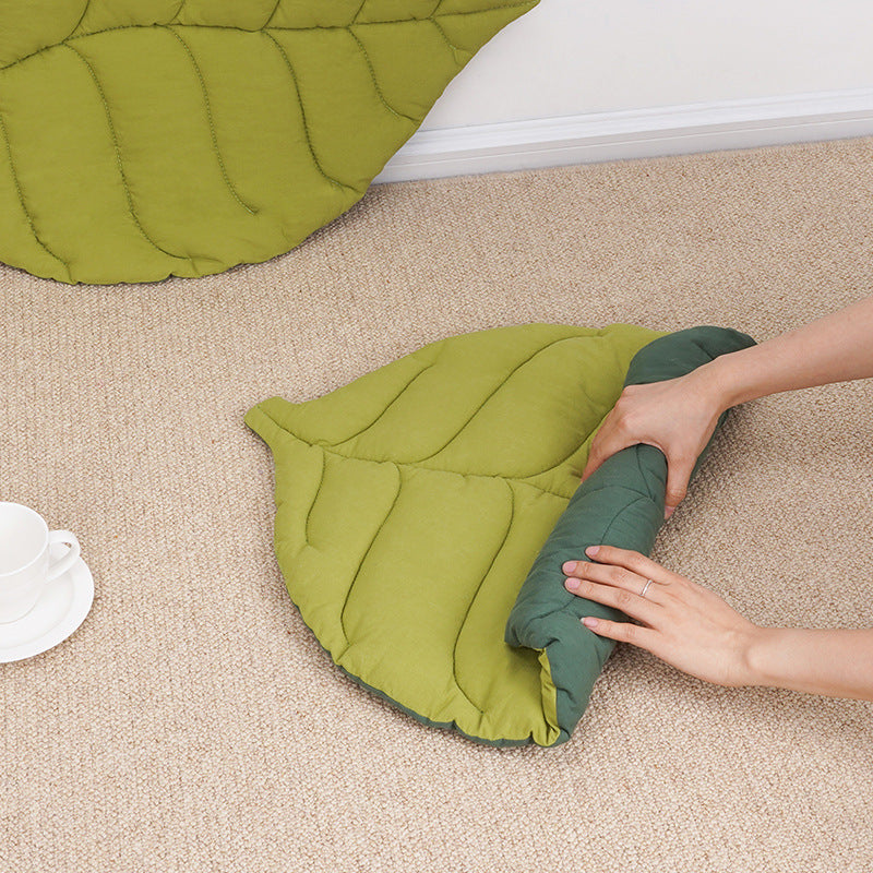 Cat Bed Mats - Soft Cotton Leaf Shaped Pet Sleep Pad